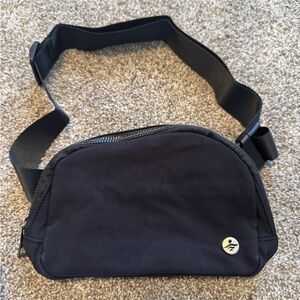 Halara Women’s Black BeltBag